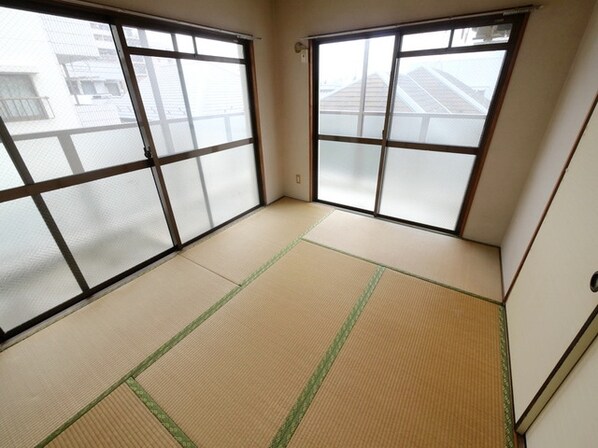 ダイヤハイツ西門の物件内観写真